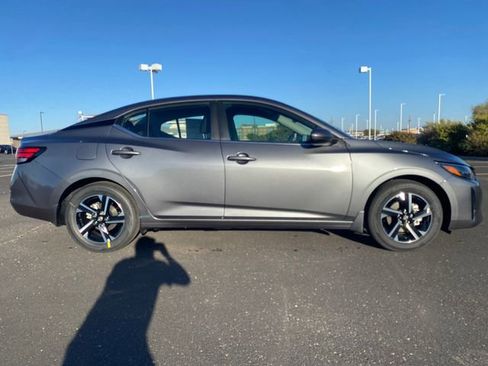 New 2025 Nissan Sentra SV w/ All-Weather Package image 7