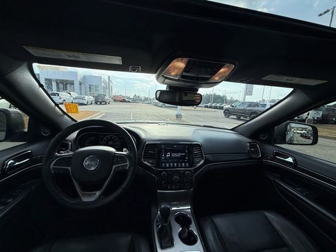 Used 2021 Jeep Grand Cherokee Trailhawk w/ Trailhawk Luxury Group image 11