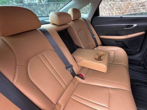 Used 2021 Hyundai Sonata Limited FWD image 38
