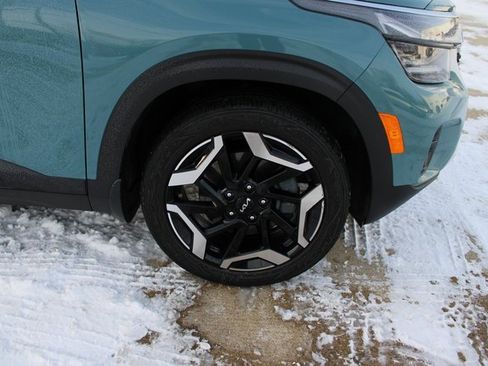 Used 2024 Kia Seltos SX image 11