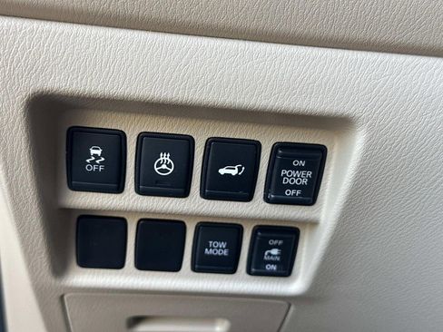 Used 2014 Nissan Pathfinder Platinum w/ Platinum Premium Package FWD image 33