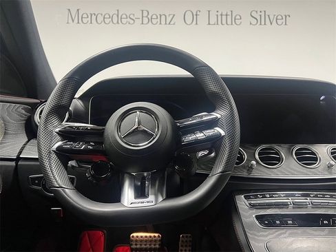 Used 2022 Mercedes-Benz E 53 AMG 4MATIC Sedan image 31
