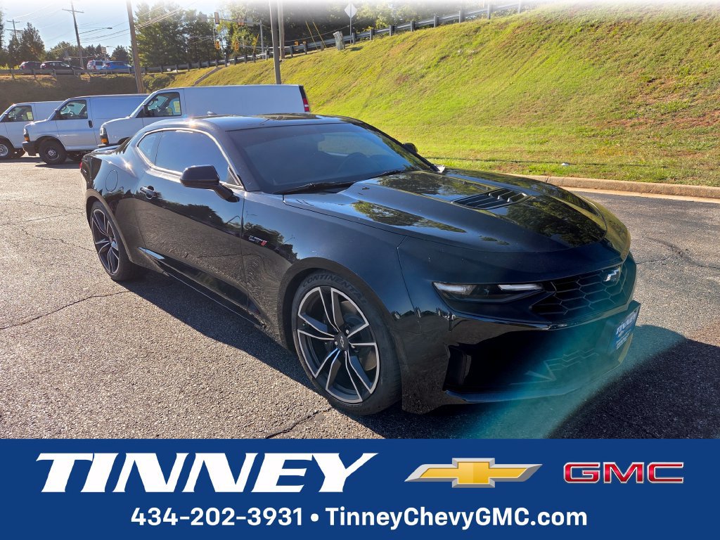 Used 2021 Chevrolet Camaro LT RWD image 1