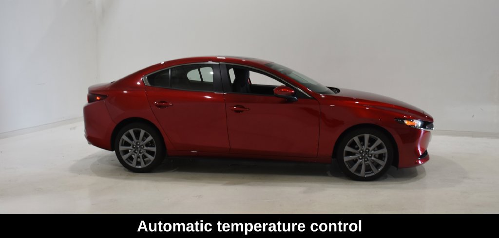 Used 2024 MAZDA MAZDA3 s FWD image 3