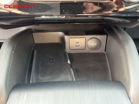 New 2024 Ford Escape SE w/ PHEV Premium Package image 15