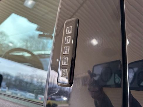 Used 2022 Ford F150 XLT w/ Equipment Group 302A High image 35