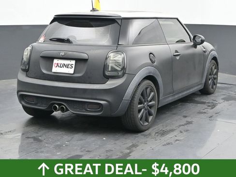 Used 2015 MINI Cooper S image 9