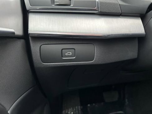 Certified 2023 Volvo XC90 B5 Core w/ Climate Package image 32