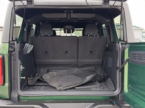 Used 2023 Ford Bronco Wildtrak image 38