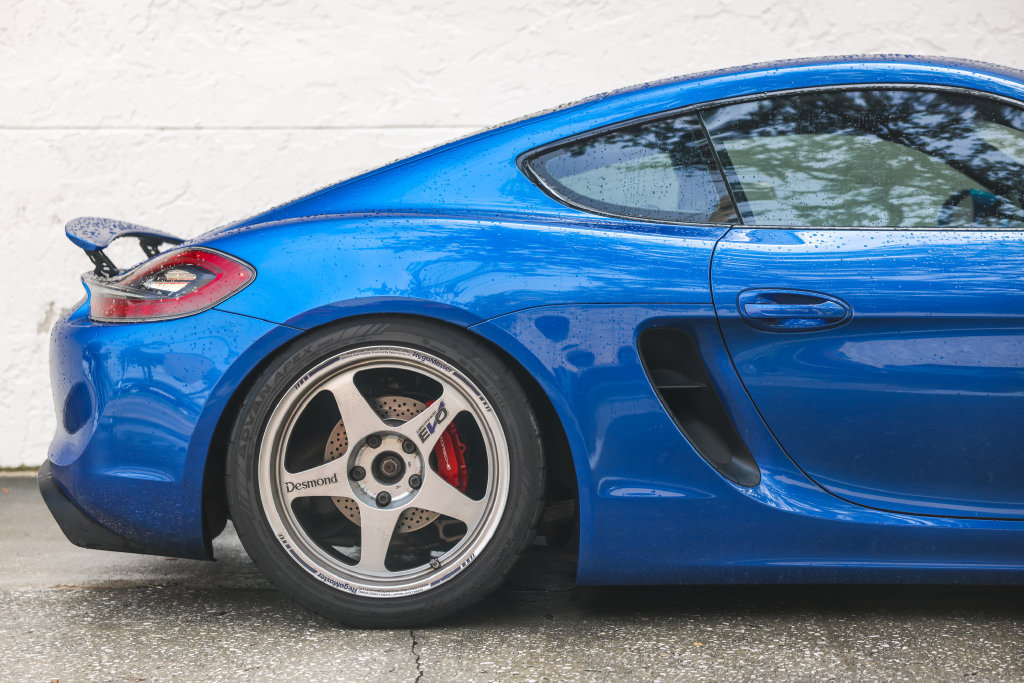 Used 2015 Porsche Cayman GTS RWD image 2