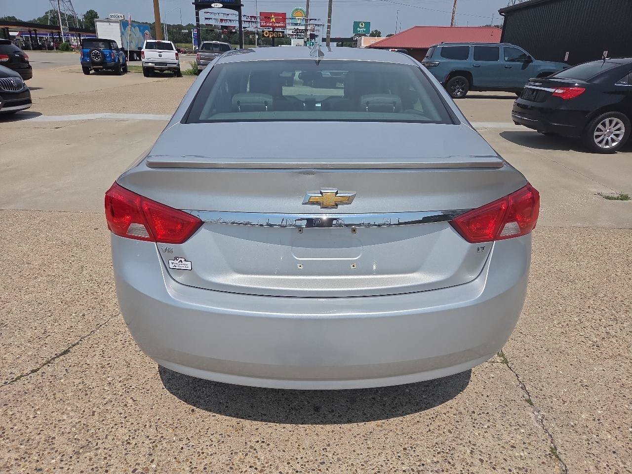 Used 2019 Chevrolet Impala LT w/ Sunroof and Spoiler Package FWD image 6