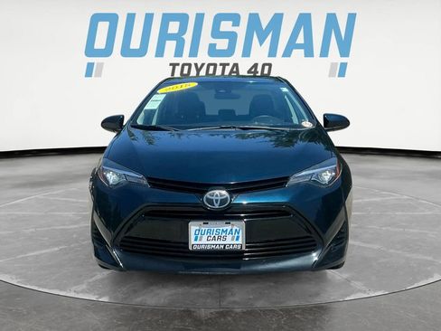 Used 2018 Toyota Corolla LE FWD image 2
