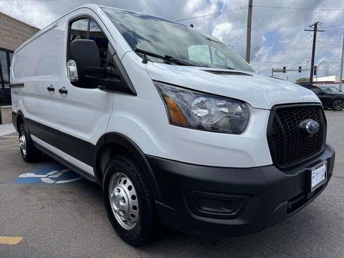 Used 2021 Ford Transit 150 Low Roof AWD image 3