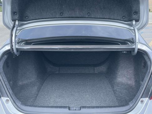 Used 2021 Honda Accord LX image 8