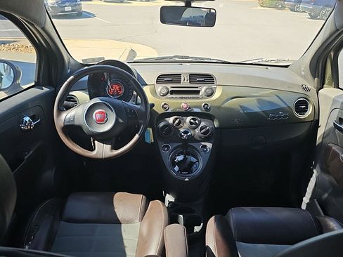 Used 2012 FIAT 500 Sport w/ Safety & Sound Pkg FWD image 8