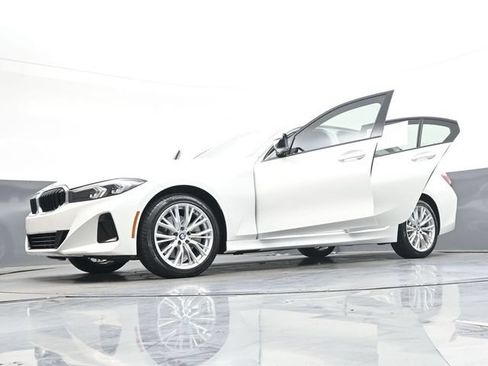 Used 2023 BMW 330i xDrive Sedan w/ Driving Assistance Package AWD/4WD image 47