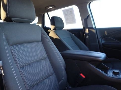 Used 2023 GMC Terrain SLE w/ Driver Convenience Package image 39