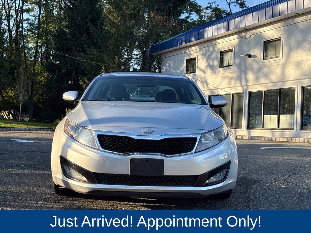 Used 2013 Kia Optima LX FWD image 2