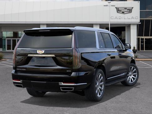 New 2026 Cadillac Escalade ESV 2WD w/ LPO, Floor Liner Package image 4