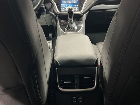 Used 2024 Subaru Outback Premium image 32