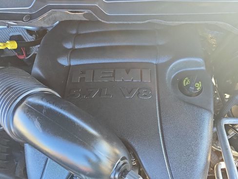 Used 2017 RAM 1500 ST w/ SXT Appearance Group image 46