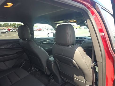 Used 2022 Chevrolet TrailBlazer RS AWD/4WD image 14