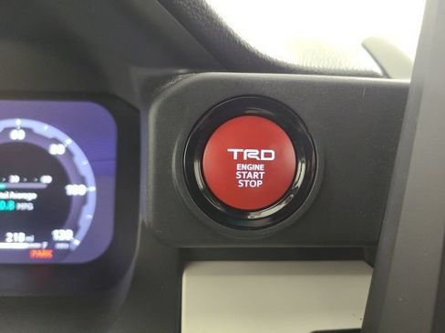 Used 2024 Toyota Tacoma TRD Off-Road AWD/4WD image 30