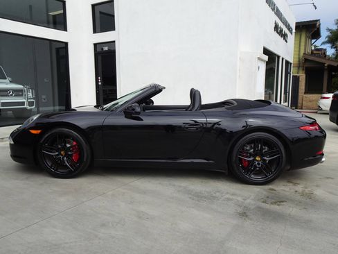Used 2012 Porsche 911 Carrera S RWD image 3