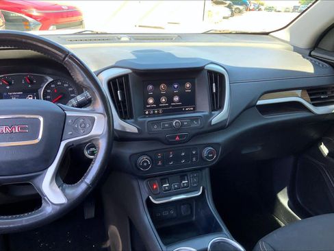 Used 2020 GMC Terrain SLE w/ Elevation Edition FWD image 7