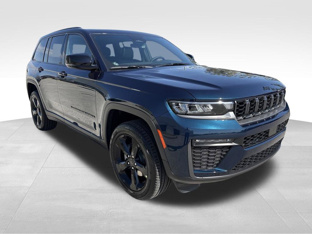 New 2027 Jeep Grand Cherokee Limited AWD/4WD image 3