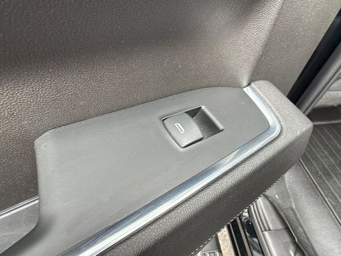 Used 2023 Chevrolet Silverado 1500 LT image 27