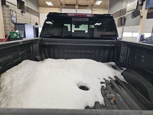 Used 2024 GMC Sierra 2500 Denali Ultimate image 17