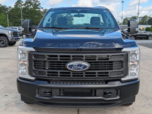 Used 2025 Ford F350 XL w/ 360-Degree Camera Package RWD image 3