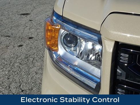 Used 2022 GMC Canyon Elevation w/ Trailering Package image 12