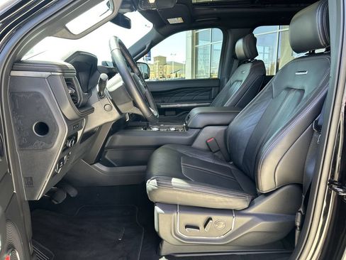 Used 2024 Ford Expedition Platinum AWD/4WD image 11