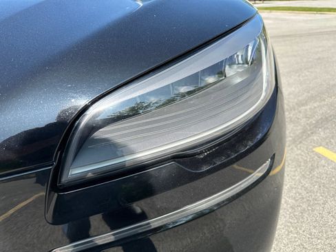 Used 2023 Lincoln Aviator AWD image 11