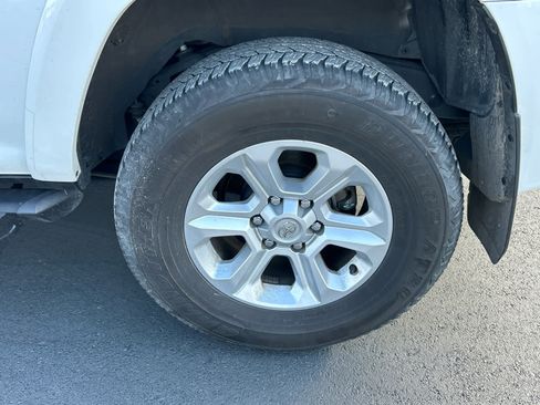 Used 2023 Toyota 4Runner SR5 Premium w/ Moonroof Package image 15