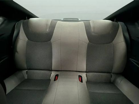 Used 2015 Hyundai Genesis 3.8 RWD image 17