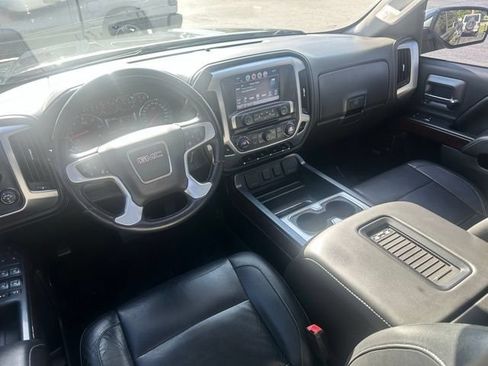 Used 2017 GMC Sierra 1500 SLT w/ SLT Premium Package AWD/4WD image 18