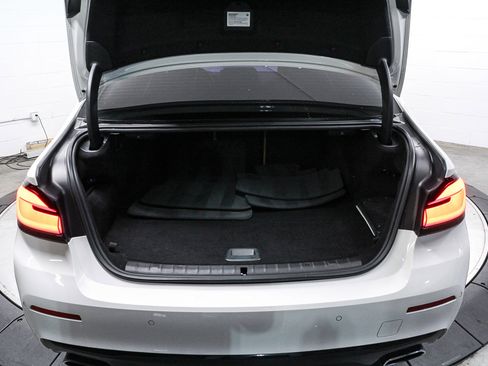 Certified 2023 BMW 530e w/ Premium Package image 26