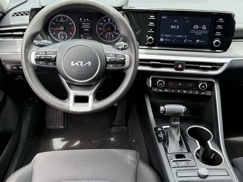 Used 2023 Kia K5 LXS FWD image 9
