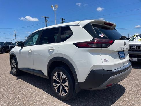 Certified 2023 Nissan Rogue SV FWD image 5