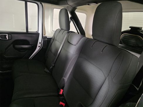 Certified 2020 Jeep Wrangler Unlimited Sport image 15