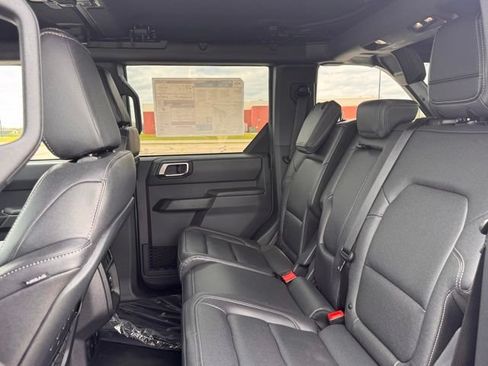 New 2025 Ford Bronco Big Bend w/ Black Diamond Package AWD/4WD image 31