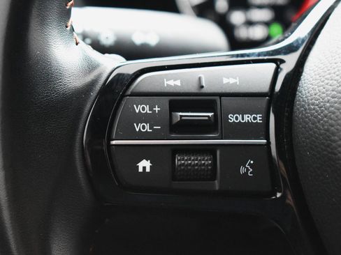 Used 2025 Honda HR-V Sport image 6