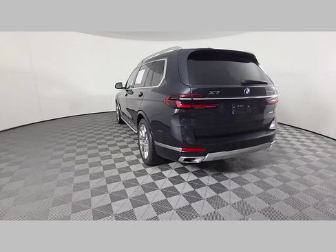 Used 2025 BMW X7 xDrive40i w/ Premium Package AWD/4WD image 44