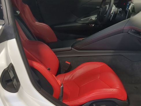 Used 2023 Chevrolet Corvette Stingray Convertible w/ Z51 Performance Package image 21