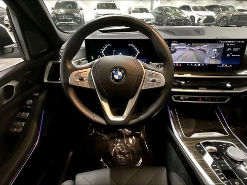 Used 2024 BMW X7 xDrive40i AWD/4WD image 6