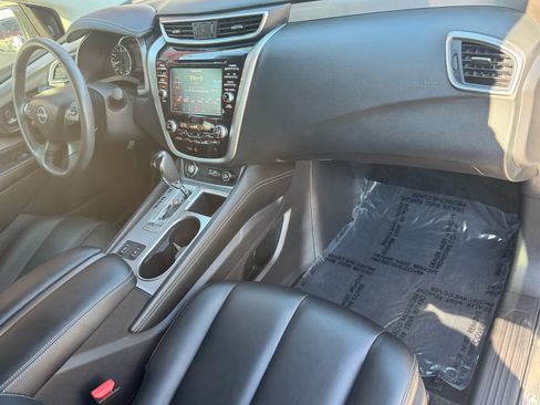 Certified 2023 Nissan Murano SV w/ SV Midnight Edition Package image 12