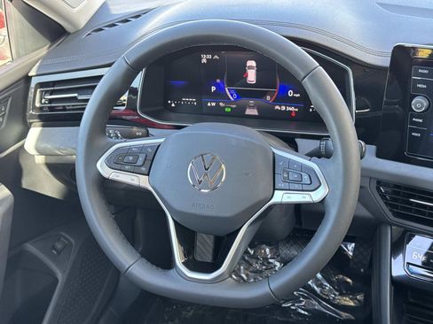 New 2026 Volkswagen Jetta SE image 10